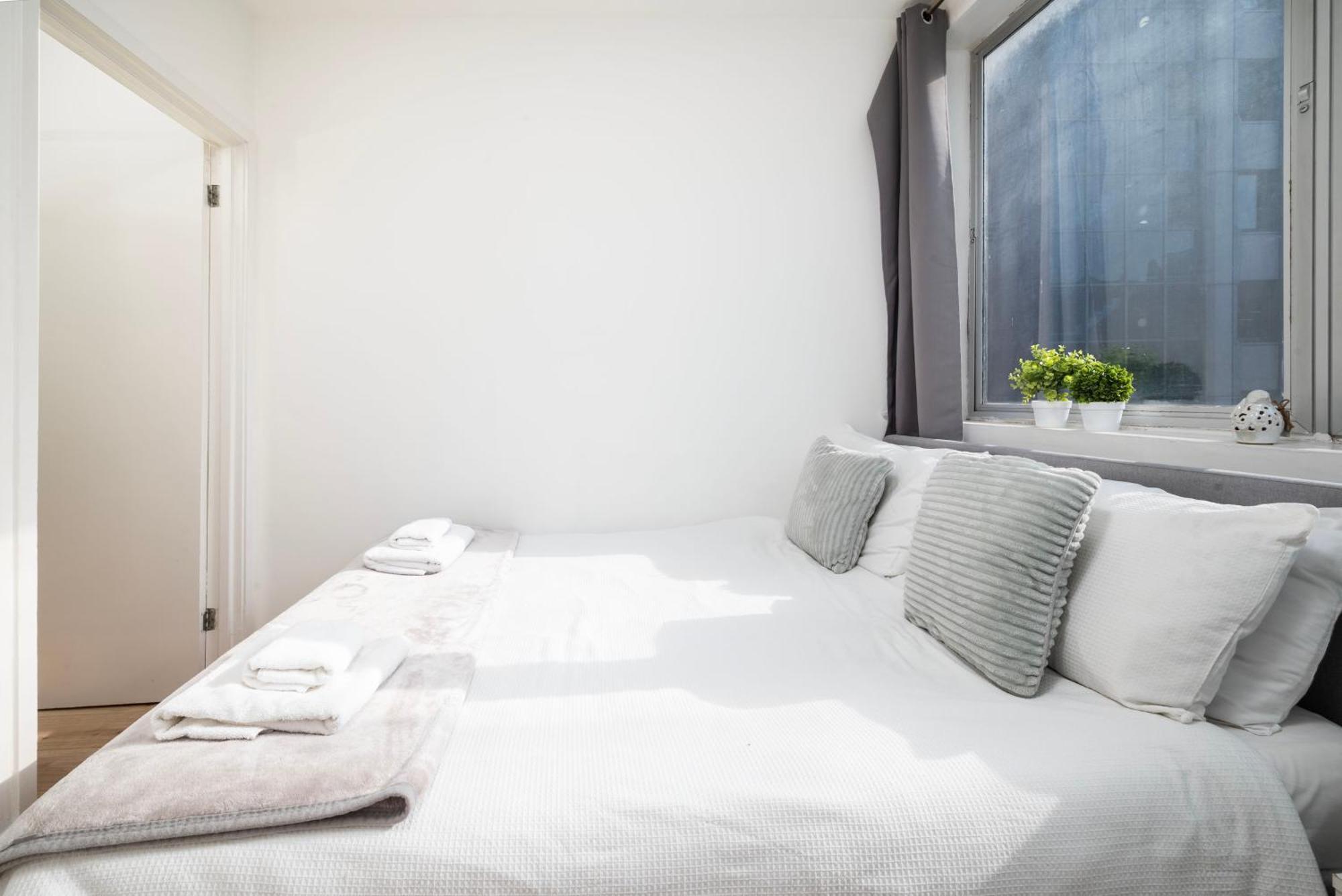 Berwick Street Central Apartments London Exteriör bild